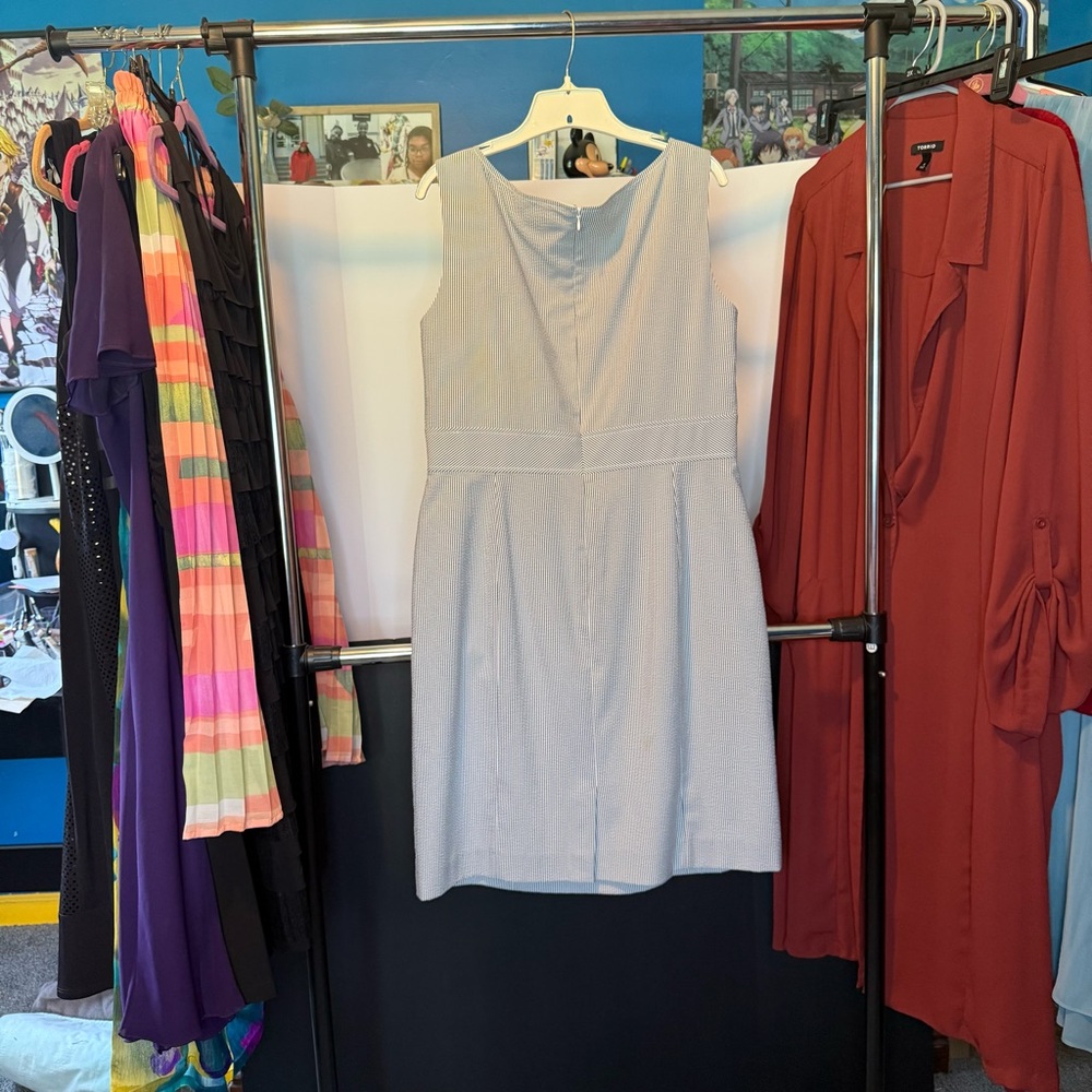 Tahari ASL size 14 Black and White Striped Sleeveless Dress - Picture 5 of 5